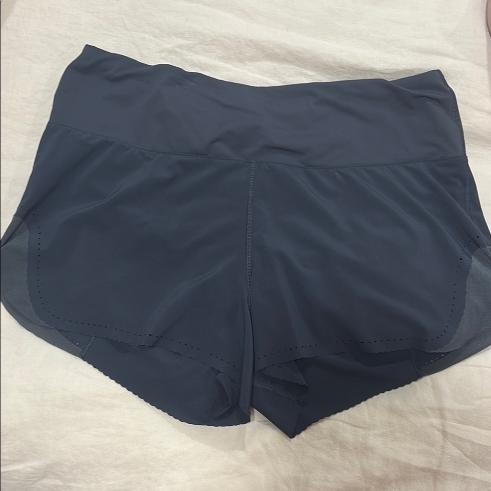 Lululemon Athletica Black Athletic Shorts Lightweight Moisture-Wicking